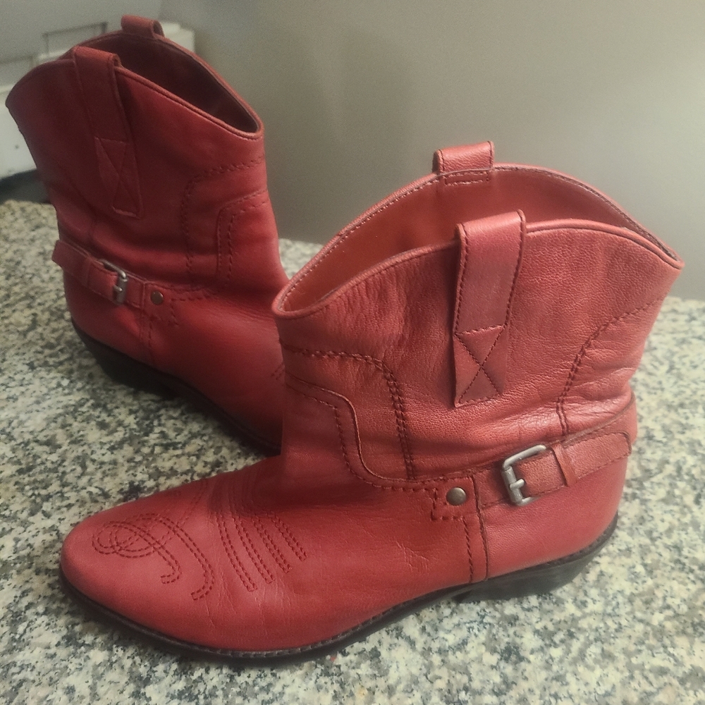 Franco Sarto Waco Red Leather Women's 7.5M Ankle Cowboy Western Boots w/ Buckle